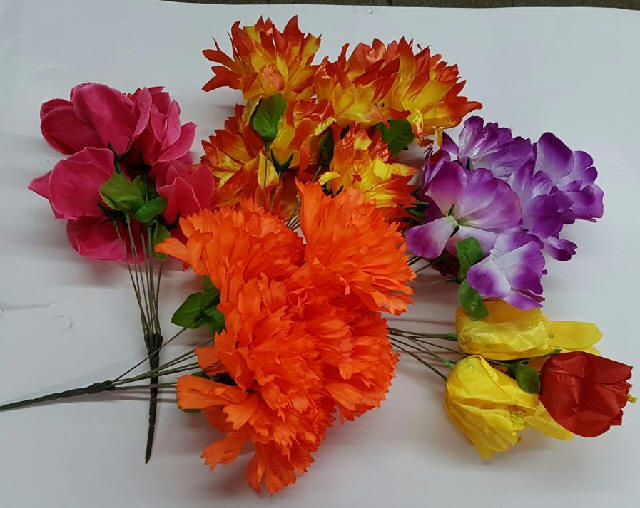 DISTRUIBUCION FLORES ARTIFICIALES PIMPOLLOS ROSAS GUIAS UVAS CLAVELES CRISANTEMOS DISTRUIBUCION FLORES ARTIFICIALES PIMPOLLOS ROSAS GUIAS UVAS CLAVELES CRISANTEMOS